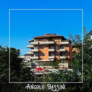 Angolo Bassini - , Verona Italien